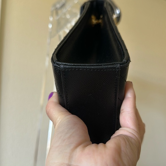 Authentic Yves Saint Laurent Large Grain Envelope Bag - Picture 15 of 16